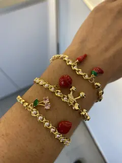 Pulseras con dijes